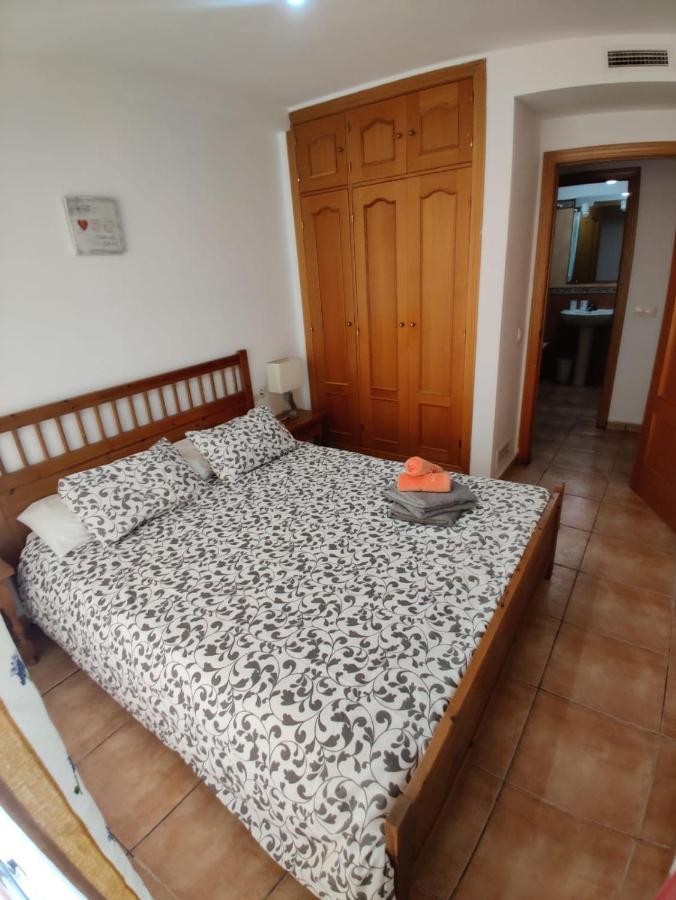 Quarto em Acomodações Particulares Habitación Privada Marina Botafoch 2